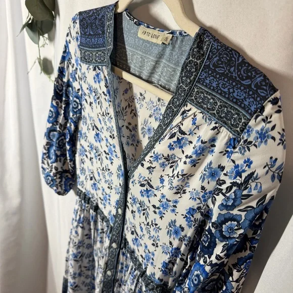 FP To Love | Maxi Dress Boho Blue Floral White Button Down Women’s Size Small - Picture 8 of 13